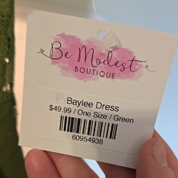 Elegant Green Lace Ruffle Dress - Picture 2 of 6